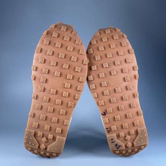 Nike Daybreak Women’s Size 6 White Suede Gum Running Sneakers Casual Shoes GUC - Picture 4 of 9